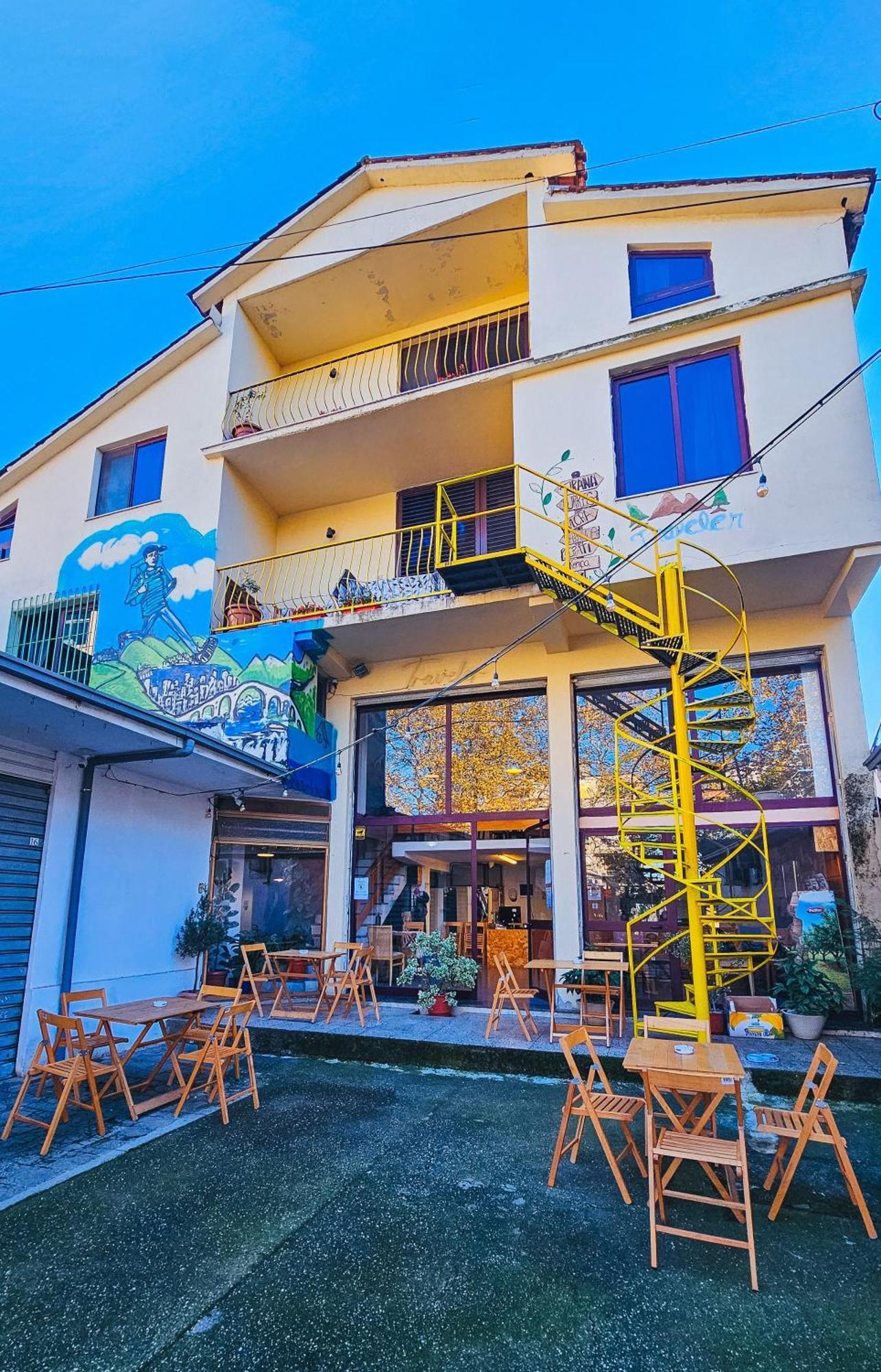 Traveler Hostel Shkodër Exterior foto